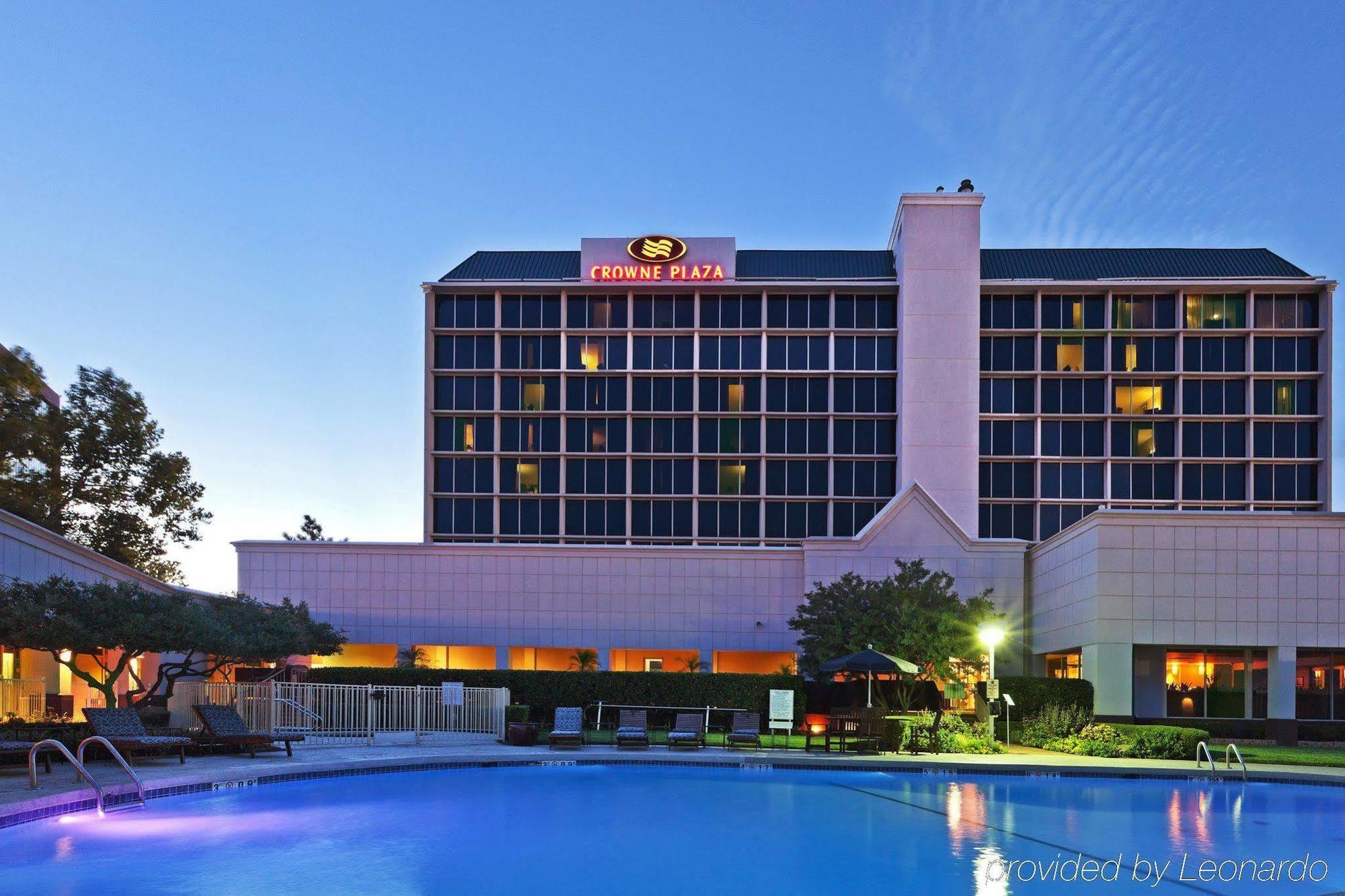 Wyndham Hotel