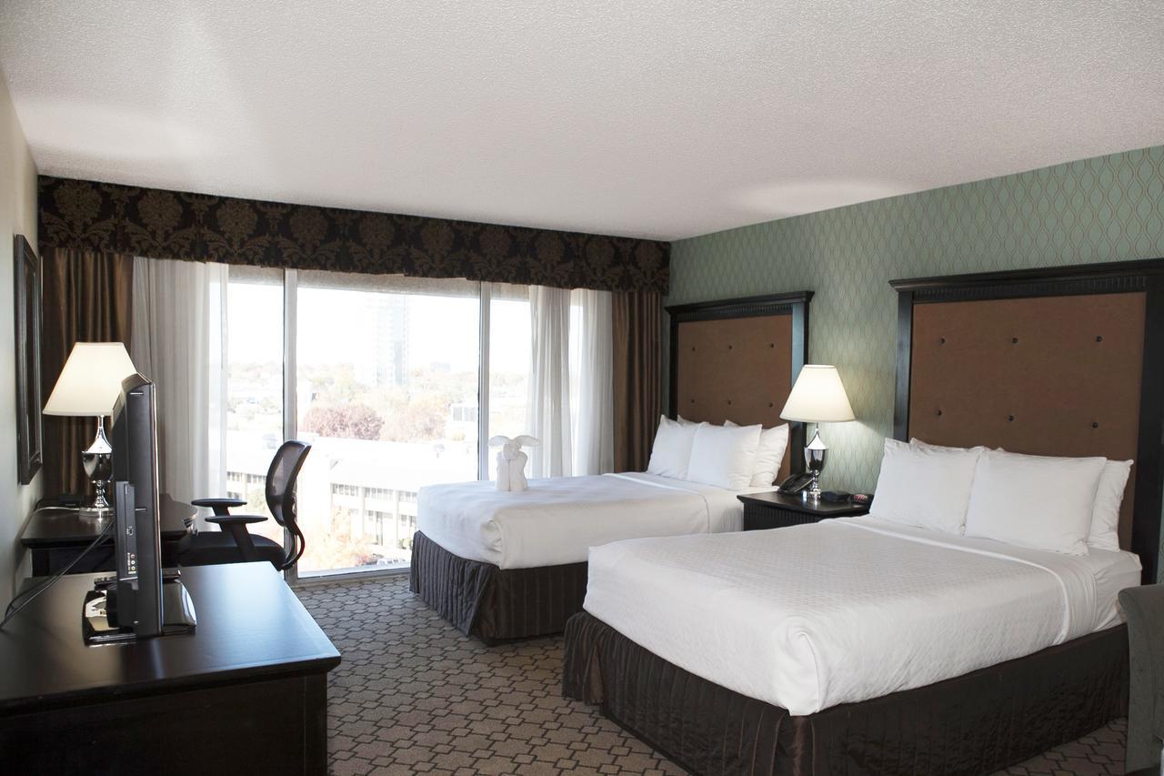 Wyndham Hotel 3*
